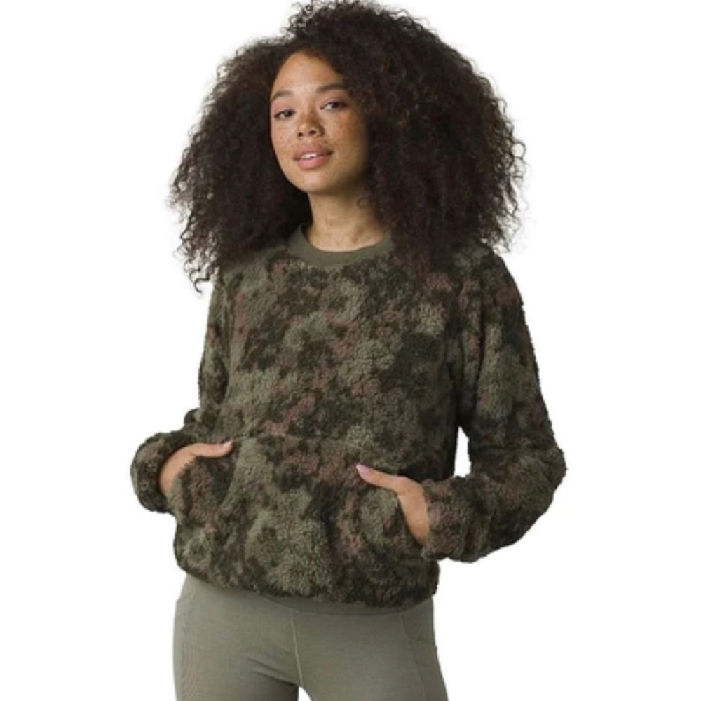 Prana polar escape pullover sweater size small perfect condition (super warm).